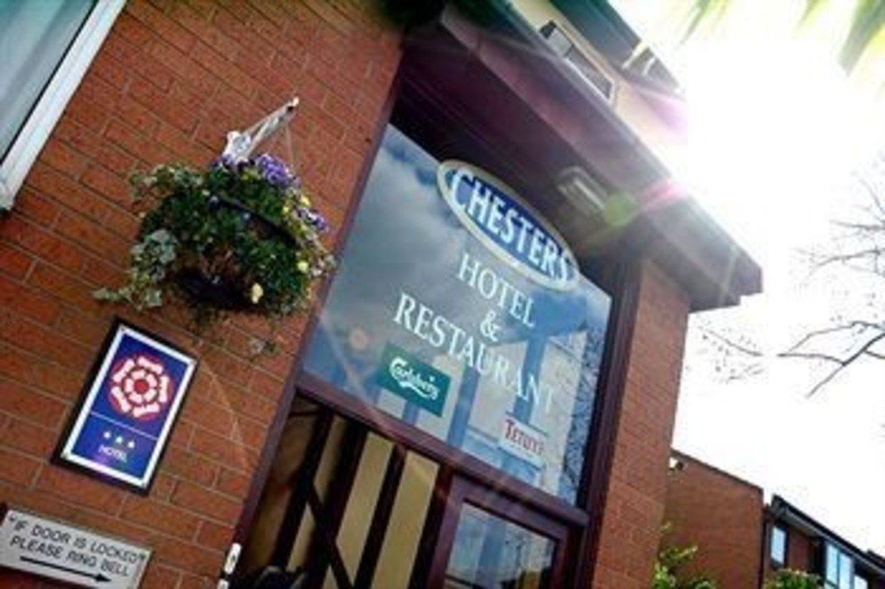 Chesters Hotel & Restaurant Salford  Dış mekan fotoğraf